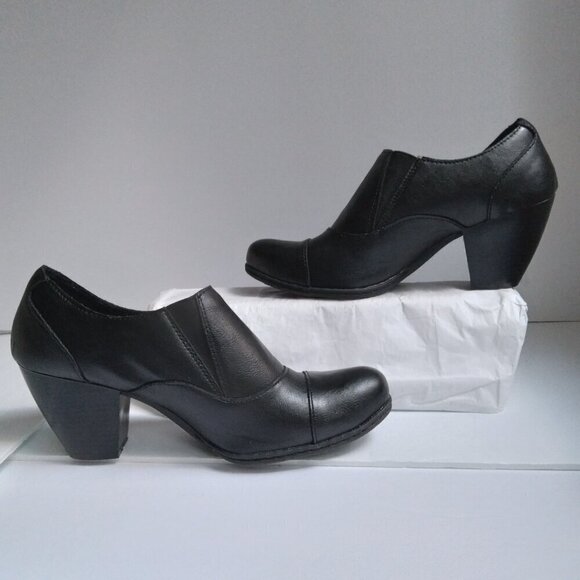 Jaclyn Smith Black Slip On Western Style Booties with Cuban Heel Sz 9.5M - Picture 4 of 9